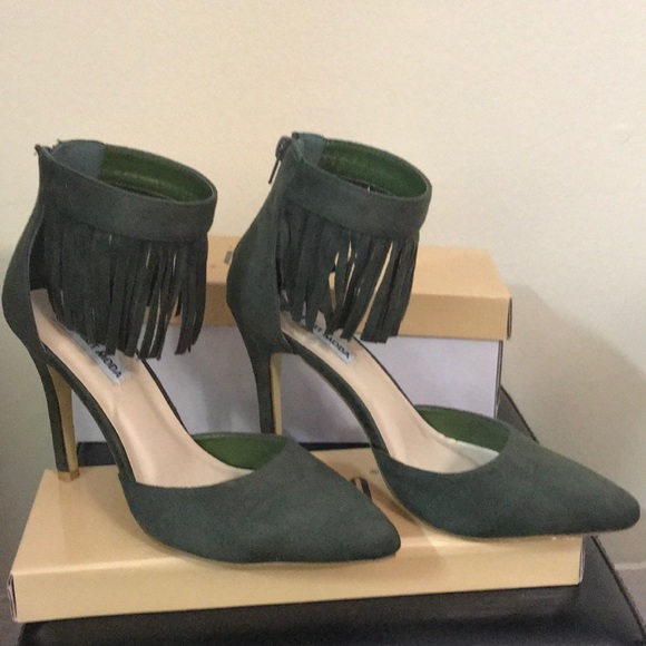 $15🍸Olive Heels🍸 suede fringe heels - Picture 2 of 5